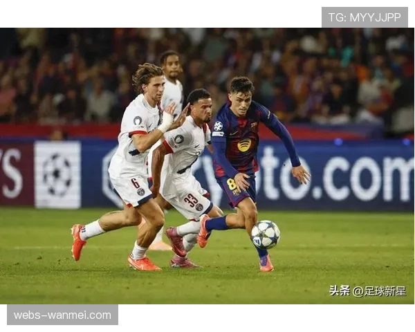 阿尔克马尔新星斯密特大局观出众 传球精准似佩德里